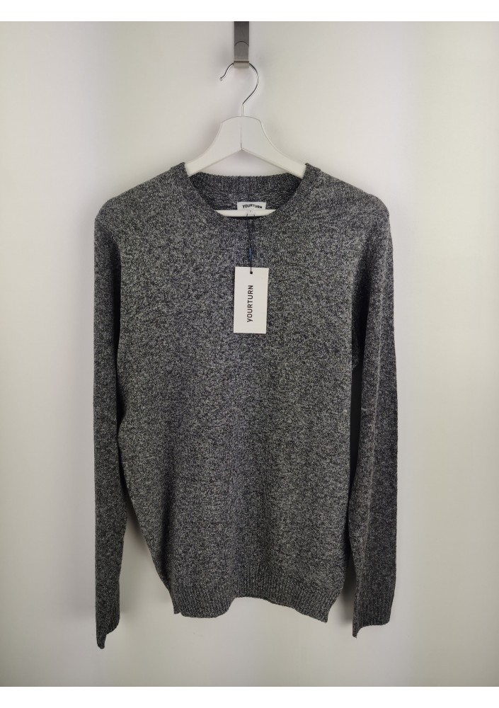 YOURTURN Sweter