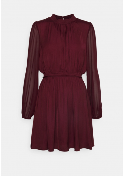 Forever New Sukienka letnia