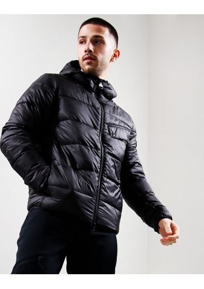 KURTKA BARBOUR INTERNATIONAL BAFFLE VISION W KOLORZE CZARNYM