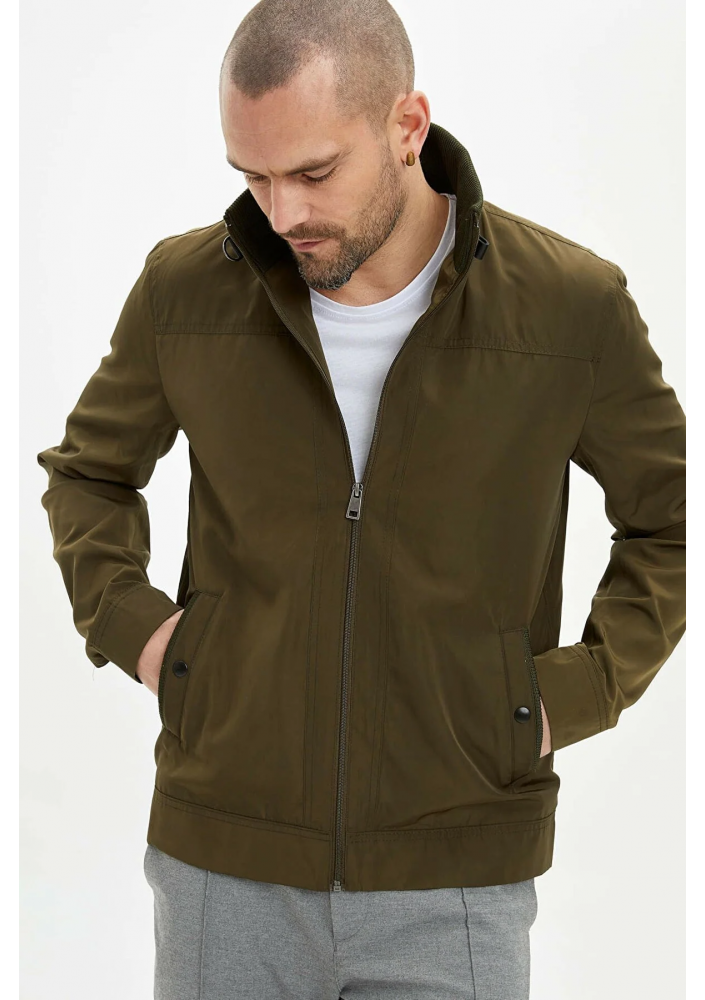 Defacto Sezonowy cienki płaszcz Slim Fit zapinany na zamek