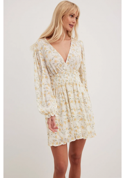 NA-KD sukienka z marszczoną talią