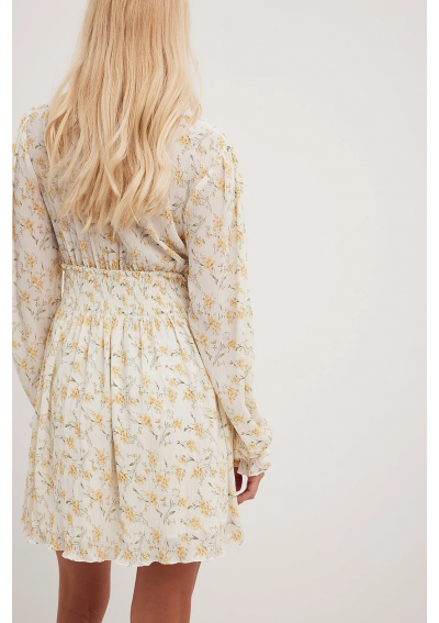 NA-KD sukienka z marszczoną talią