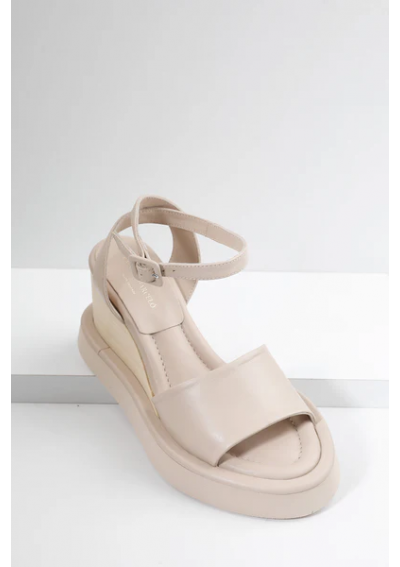 Paloma Barcelo Skórzane sandały na koturnie Inga