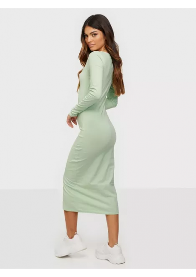 NELLY GŁADKA SUKIENKA MIDI Z DŁUGIM RĘKAWEM