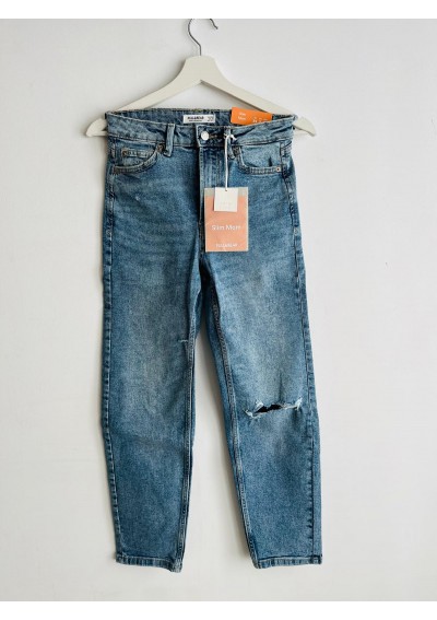 PULL &amp; BEAR slim mom jeansy