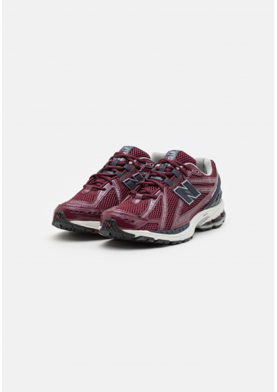 New Balance 1906R Burgundy Black