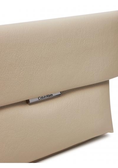 Calvin Klein Torebka Linear K60K612560 Beżowy
