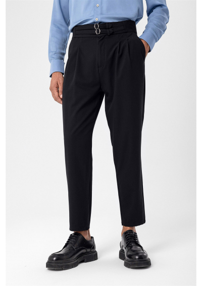 Antioch Czarne Spodnie z Wysokim Stanem i Klamrą Z Plisowanej Tkaniny