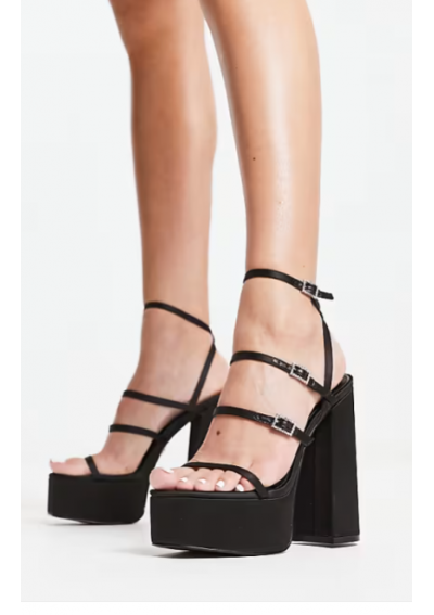 Steve Madden Elavator Sandały na platformie w kolorze czarnym satynowym