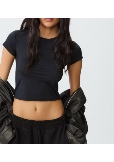 Stradivarius Poliamidowa koszulka basic