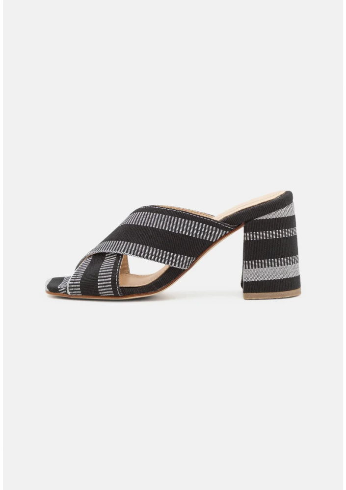 SHEKUDO Klapki damskie